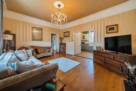 4 bedroom apartment for sale, The Priory, Lansdown Road, Cheltenham, GL51