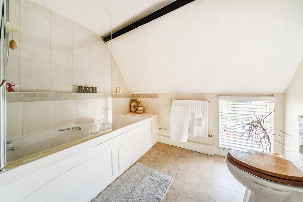 Bedroom 3 Ensuite