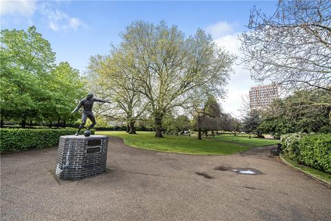 Flat 22, Bloomfield Court, 2 Brisbane Road, London, E10 5NY