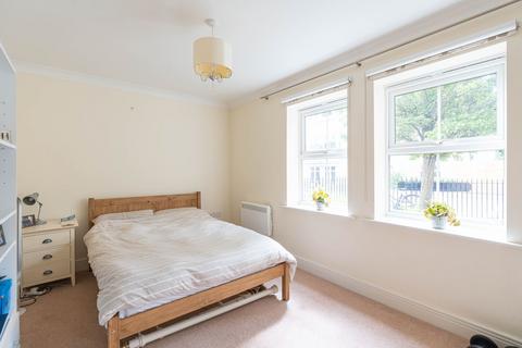 1 bedroom ground floor flat for sale, Elizabeth Jennings Way, Oxford, OX2