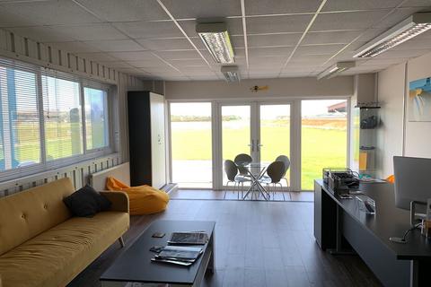Office to rent, Hangar 4, 2-4 Cecil Pashley Way, Shoreham-by-Sea, BN43 5FF