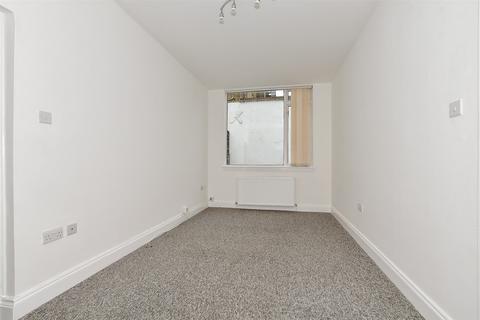 2 bedroom ground floor flat for sale, Richmond Street, Herne Bay, Kent