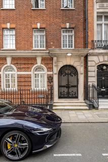 2 bedroom flat for sale, Green Street, Mayfair, London, W1K