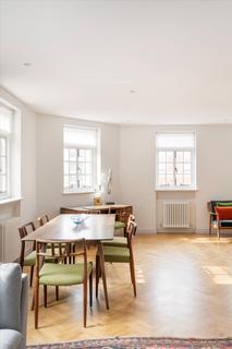 2 bedroom flat for sale, Green Street, Mayfair, London, W1K