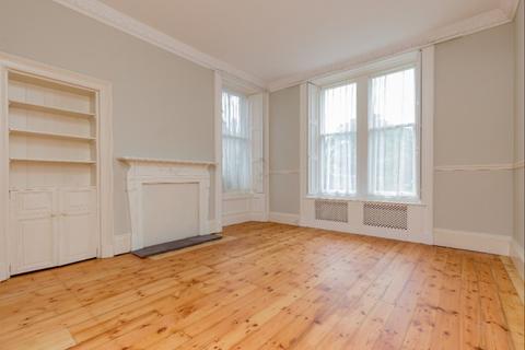 3 bedroom ground floor maisonette to rent, Gillsland Road, Merchiston, Edinburgh, EH10