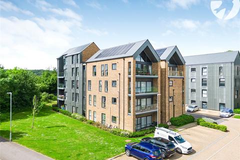 139 Havelock Drive, Greenhithe, DA9 9XT