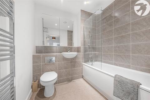 139 Havelock Drive, Greenhithe, DA9 9XT