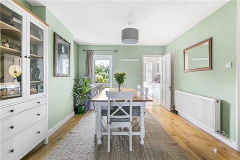 6 Sandy Lane, Maybury, Woking, GU22 8AZ