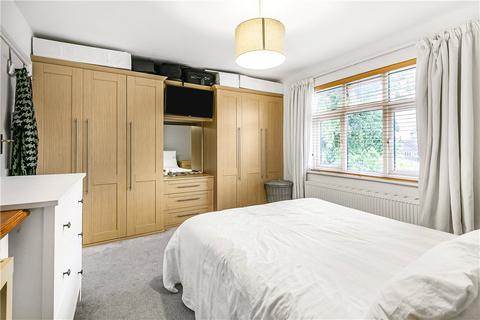 6 Sandy Lane, Maybury, Woking, GU22 8AZ