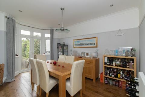 61 Bradstow Way, Broadstairs, CT10 1AJ