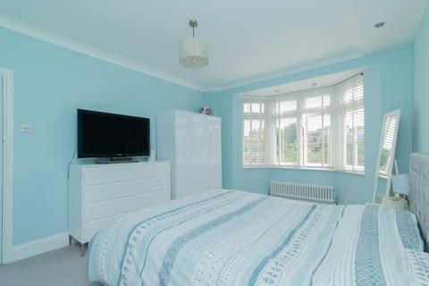 61 Bradstow Way, Broadstairs, CT10 1AJ