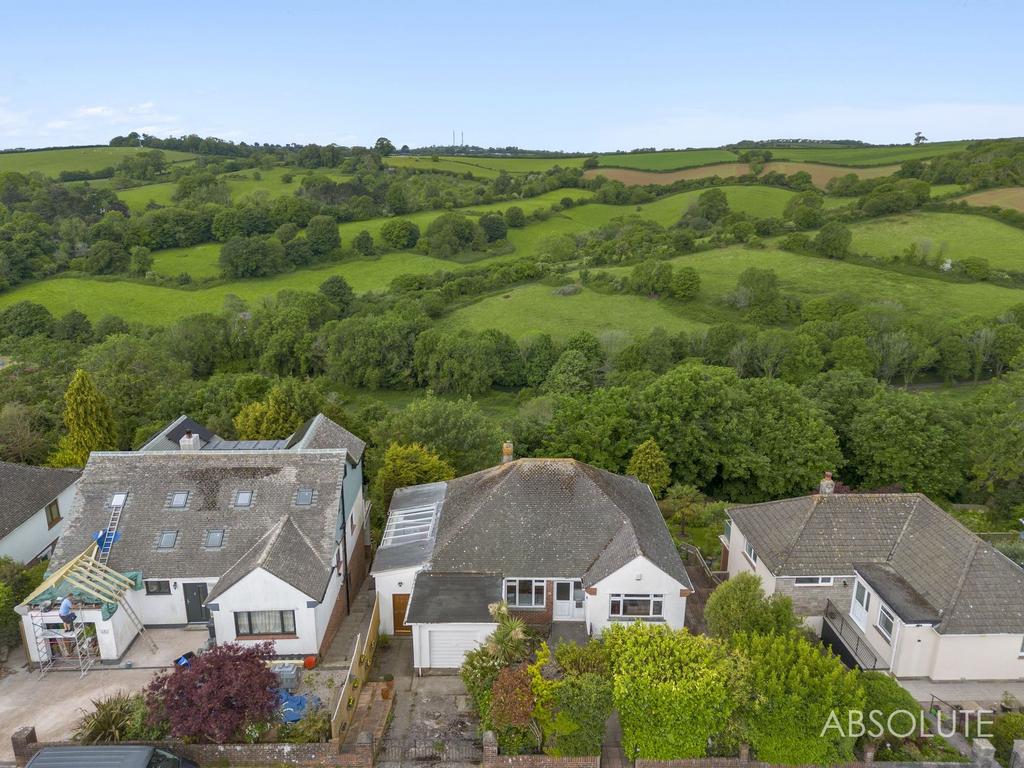 Court Road, Torquay, TQ2 4 bed detached house for sale £575,000