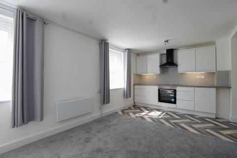 2 bedroom flat to rent, All Hallows Road, Bristol BS5