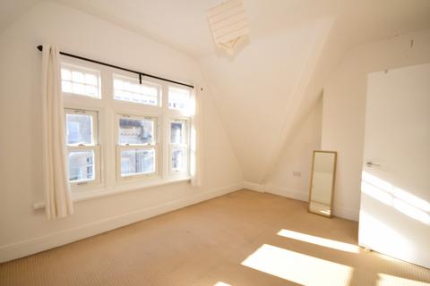 1 bedroom apartment to rent, Victoria Road South Southsea PO5