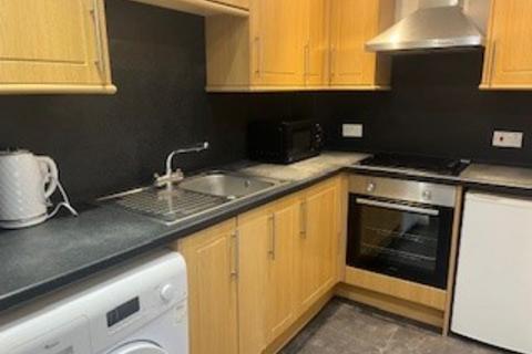 2 bedroom flat to rent, Castle Street, City Centre, Aberdeen, AB11
