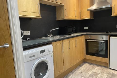 2 bedroom flat to rent, Castle Street, City Centre, Aberdeen, AB11