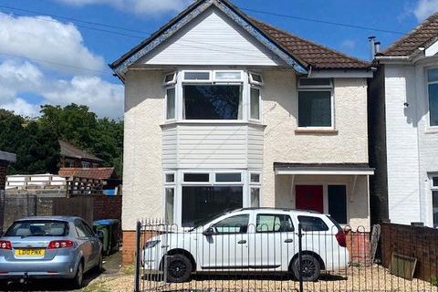 3 bedroom detached house to rent, Southampton, Hampshire SO18