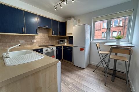2 bedroom flat to rent, Golfhill Drive, Dennistoun, Glasgow, G31
