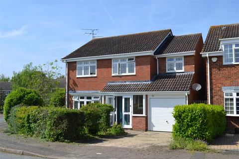 4 bedroom detached house for sale, Micawber Way, Chelmsford