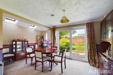 4 bedroom detached house for sale, Micawber Way, Chelmsford