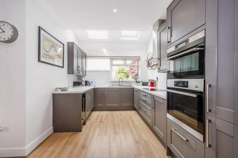 3 bedroom end of terrace house to rent, Creighton Road, South Ealing, London, W5