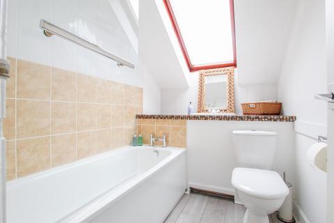 66d Gallowgate Street, Largs, KA30 8LZ