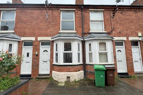2 bedroom terraced house to rent, Thurgarton Avenue, Nottingham, Nottinghamshire, NG2