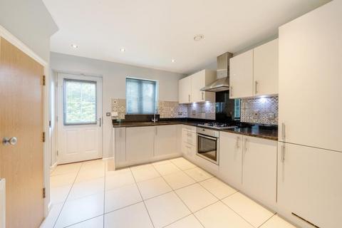 3 bedroom semi-detached house to rent, Woodstock,  Oxfordshire,  OX20