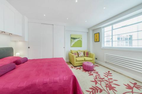 Studio to rent, Sloane Avenue, Chelsea, London, SW3