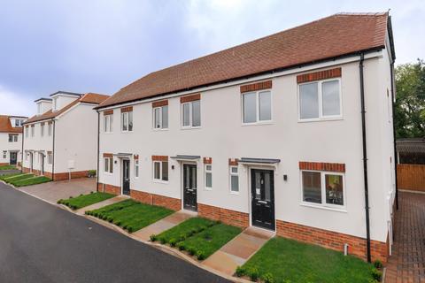 2 bedroom terraced house for sale, Smallholdings Mews, Southend-On-Sea