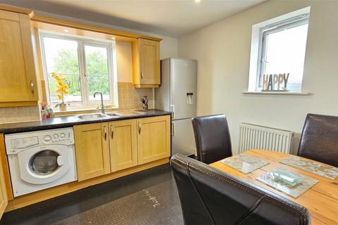 2 bedroom flat for sale, Thornycroft Close, Newbury RG14
