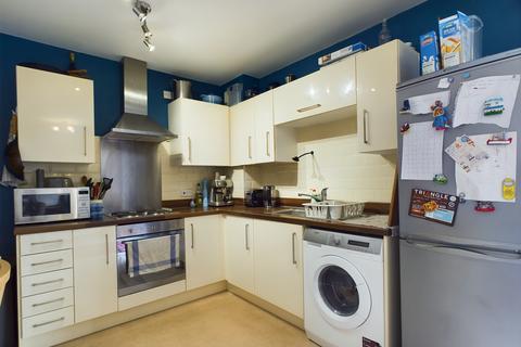 2 bedroom flat for sale, Riverside House, 3 Edmund Court, Sheffield, S2