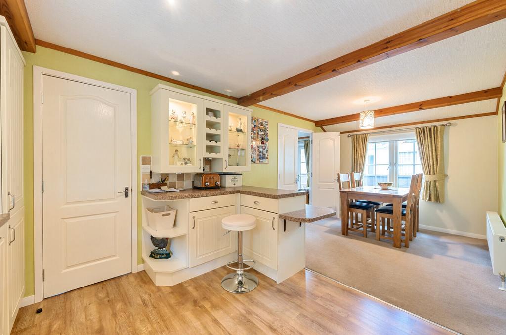 Kitchen/Dinner