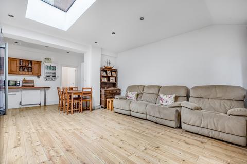 2 bedroom semi-detached house for sale, Lovell Road, Richmond, TW10