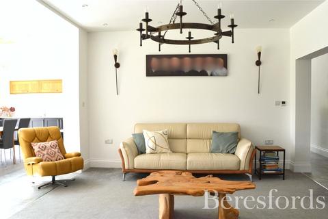 201 Beehive Lane, Chelmsford, CM2 9SH