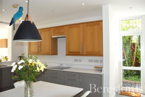 201 Beehive Lane, Chelmsford, CM2 9SH