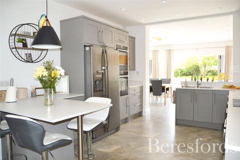 201 Beehive Lane, Chelmsford, CM2 9SH