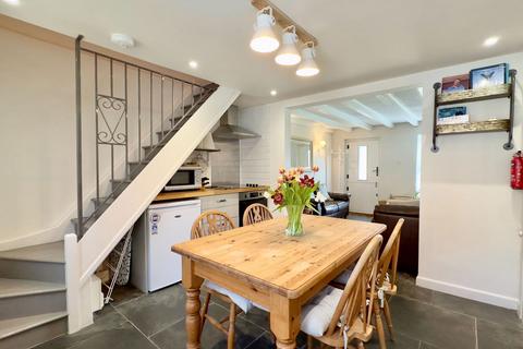 2 bedroom end of terrace house for sale, Edmonton, Wadebridge