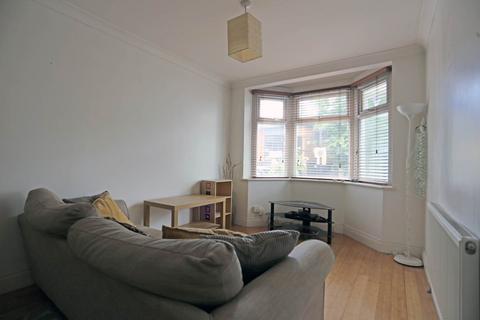 4 bedroom semi-detached house to rent, Peterborough Road, London