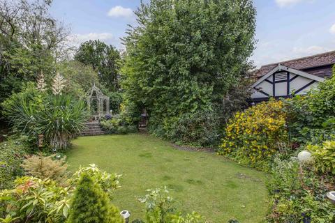 4 bedroom detached bungalow for sale, Elm Lane, Bourne End SL8 5PG