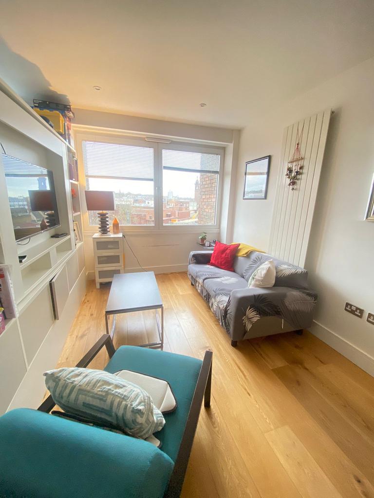 Molesworth St, London SE13 1 bed flat - £1,400 pcm (£323 pw)