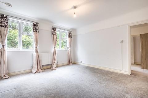 1 bedroom flat to rent, Montague Road Wimbledon SW19