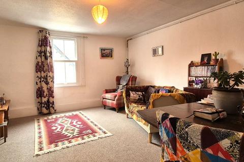 2 bedroom apartment to rent, South Street, Leominster, HR6
