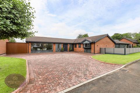 5 bedroom detached bungalow for sale, Olympus Court, Hucknall, Nottingham, NG15