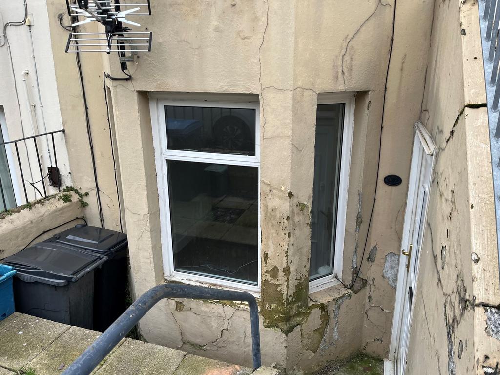 Avenue Road, Dover 1 bed flat £675 pcm (£156 pw)