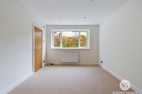 3 Albany Drive, Salesbury, Blackburn, BB1 9EH