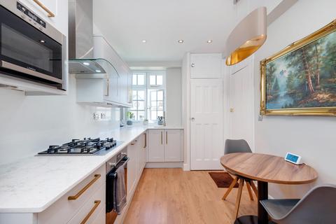 2 bedroom apartment for sale, Clifton Court, Northwick Terrace, St John's Wood, London, NW8