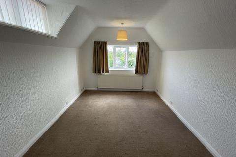 3 bedroom bungalow to rent, Bilton Lane, Harrogate, North Yorkshire, HG1