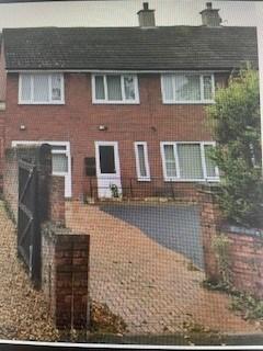 Studio to rent, Dudley DY10