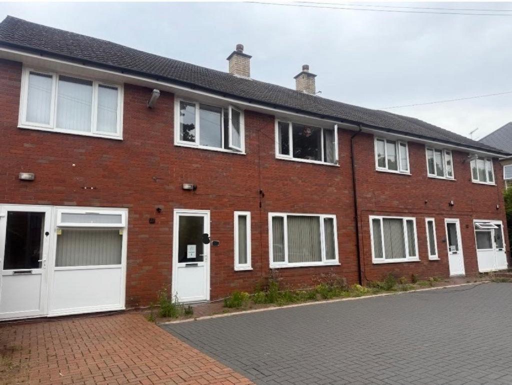 8 Self Contained Flats TO LET - Available from 8t